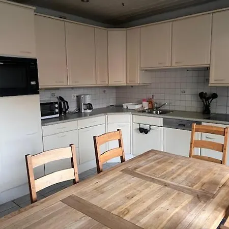 Appartement Komfortable 100 Qm Monteurwohnung Ab 3 Personen - Ab 3 Naechten *